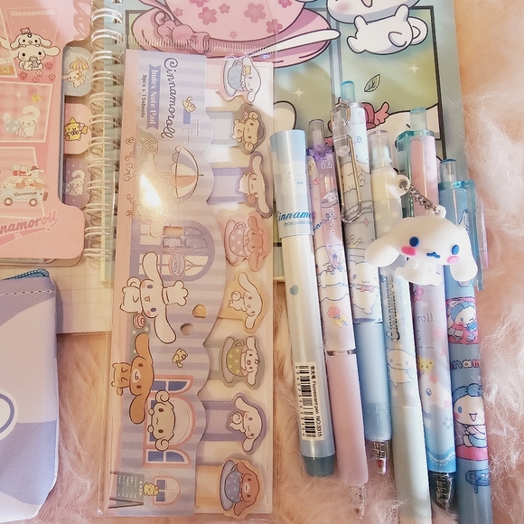 SOLD- Cinnamoroll stationary mini bundle B - Picture 2 of 3